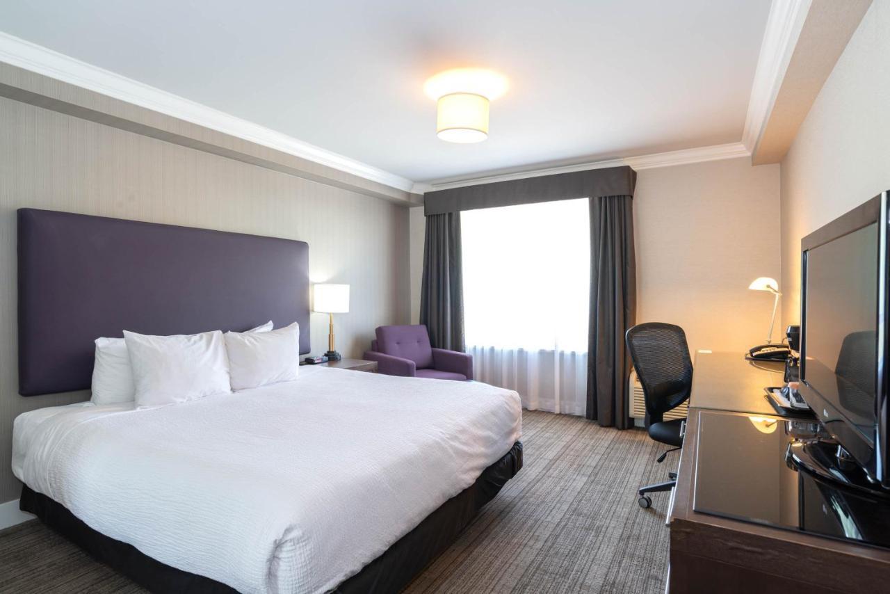 Sandman Hotel & Suites Calgary South Esterno foto