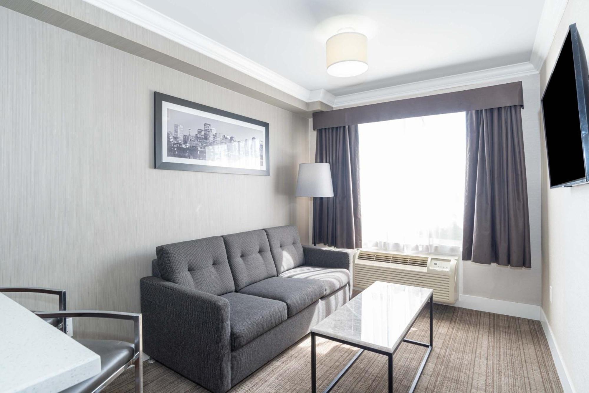 Sandman Hotel & Suites Calgary South Esterno foto